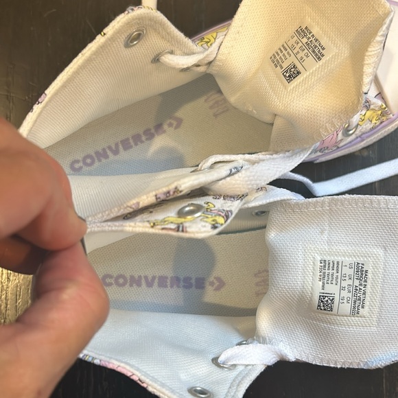*NEW* Girls Converse Chuck Taylor, unicorn collection high tops - size 1 - Picture 10 of 11